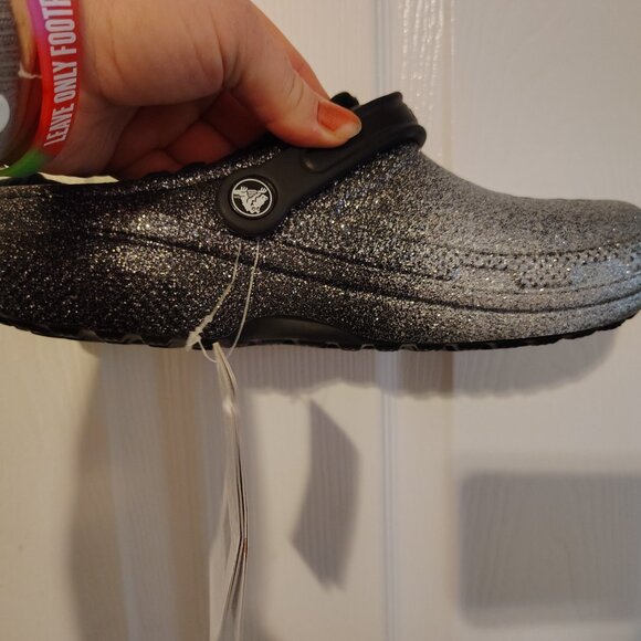 Crocs Classic Ombre Glitter Clogs in Silver and Black W10/M8 - Picture 4 of 6